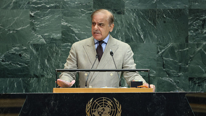 Премьер-министр Пакистана отложил визит в Россию