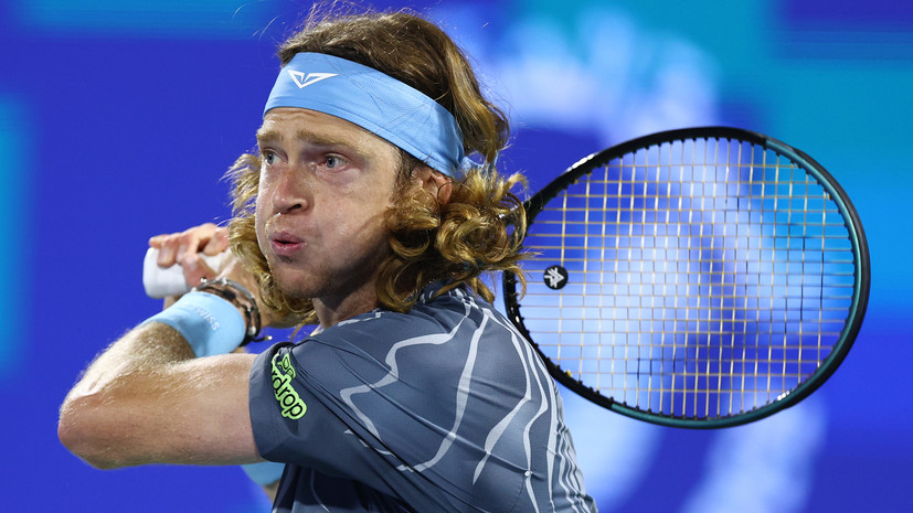 Рублёв не может вылететь из Дубая из-за ситуации на Ближнем Востоке