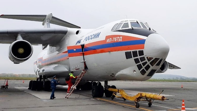 Борт МЧС России доставил в Москву более 80 россиян, покинувших Израиль