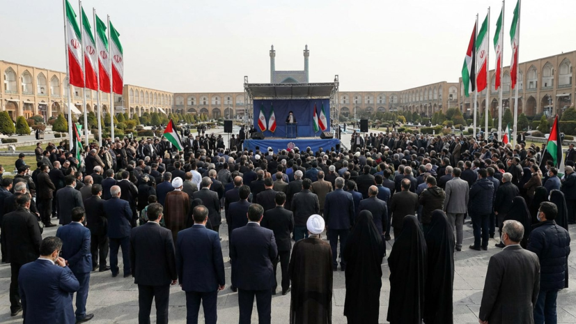 В Иране пообещали ответить Израилю и США «болезненными и тяжёлыми ударами»