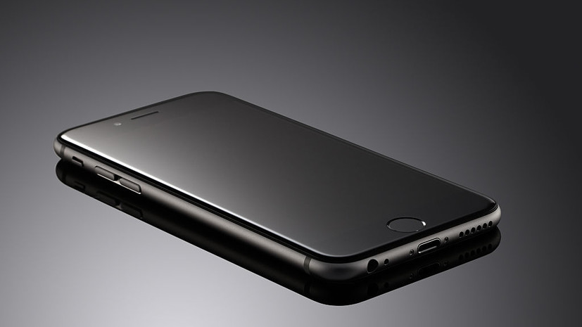 Киберэксперт Бедеров оценил эффективность антишпионских плёнок для смартфонов