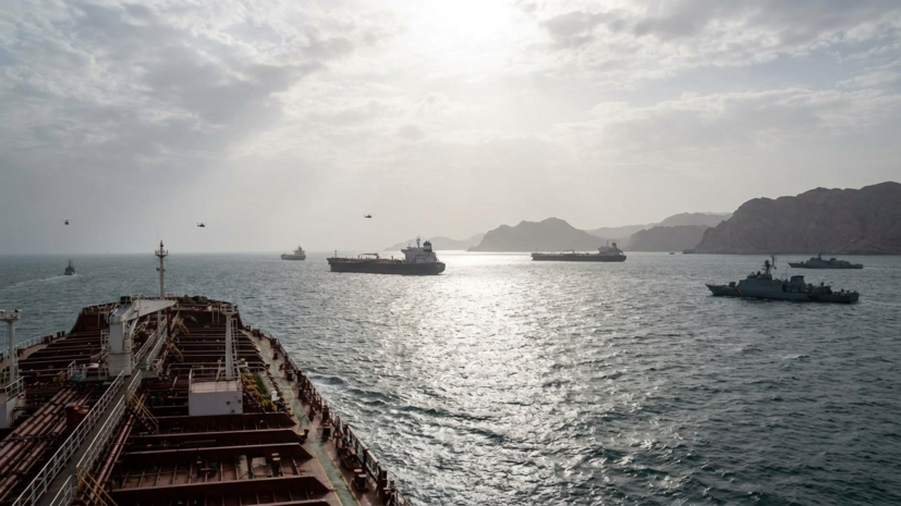 Аналитик Юшков: Ормузский пролив остаётся ключевой точкой неопределённости