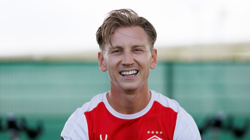 Умяров — о застрявших в ОАЭ жене с дочкой: надеюсь, в ближайшие дни вернутся