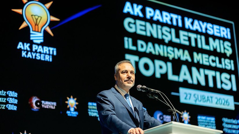 Глава МИД Турции: страны Персидского залива тайно отвечают на удары Ирана