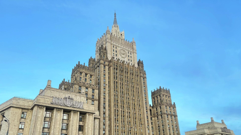 МИД призвал россиян не ездить в шесть стран Персидского залива