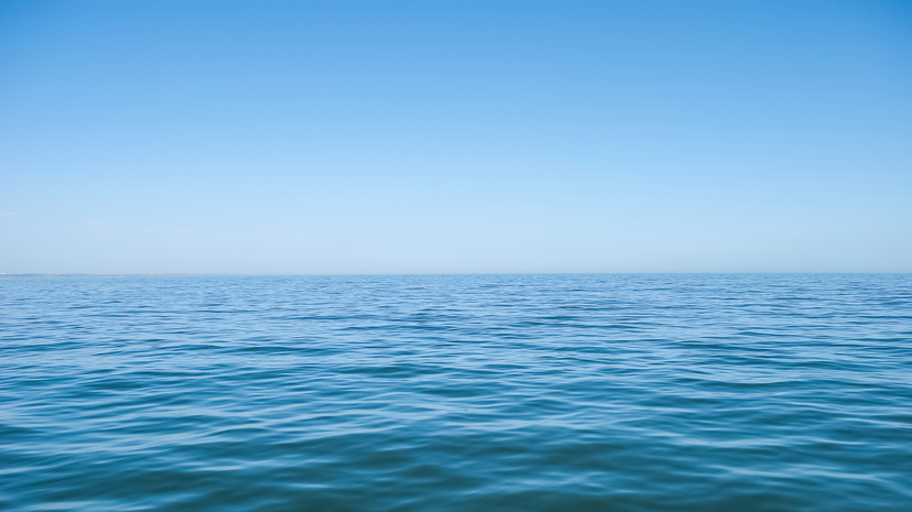 Минтранс: 28 членов экипажа атакованного «Арктик Метагаз» следуют в Мурманск