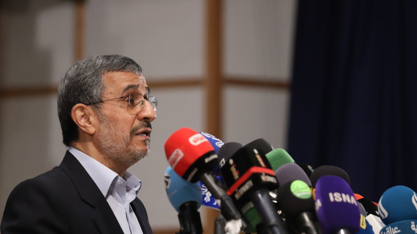 Источник RT не подтвердил данные о гибели экс-президента Ирана Ахмадинежада