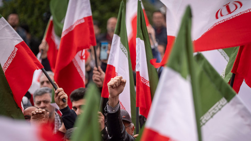 КСИР: Иран атаковал американские и израильские цели в память о потопленном судне