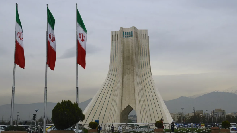 Аракчи: Иран не просит прекращения огня и не видит причин для диалога с США