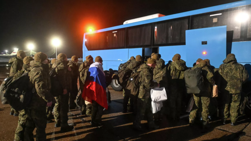 Москалькова опубликовала кадры звонка домой считавшегося погибшим бойца СВО