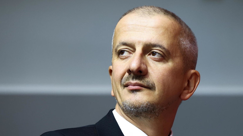 Богомолов поздравил Хабенского с назначением в Школе-студии МХАТ