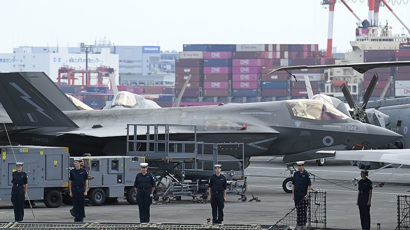 Sky News: Британия готовит авианосец к возможной отправке на Ближний Восток