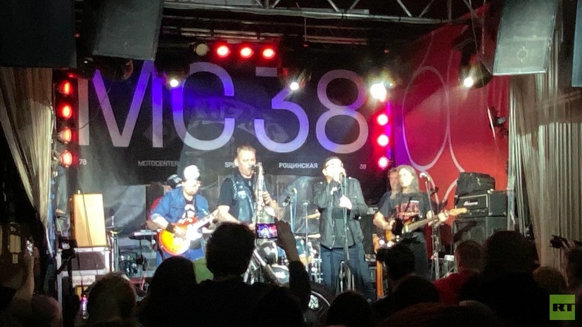 В Санкт-Петербурге прошёл концерт в честь 45-летия Ленинградского рок-клуба