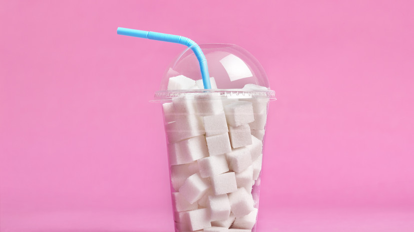 Диетолог Кованова: сладкая газировка даёт много калорий и мало пользы