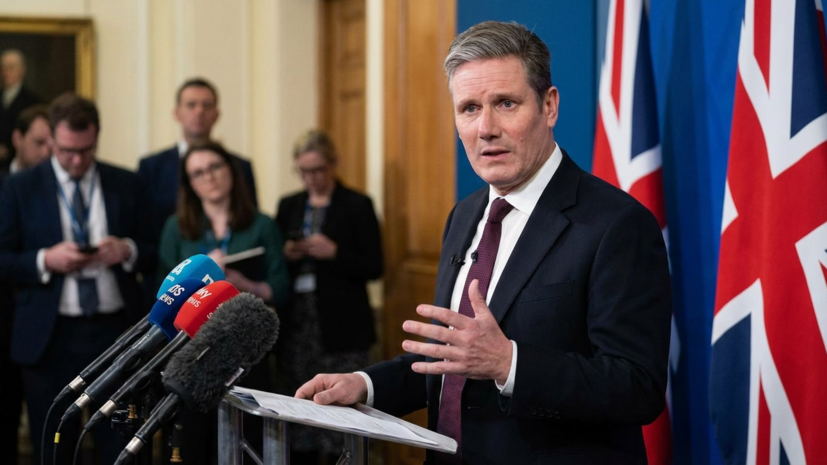 Стармер допустил, что ситуация с Ираном повлияет на стоимость жизни в Британии