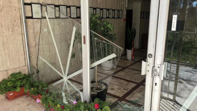 Консульство России в Исфахане пострадало при атаке на город 8 марта