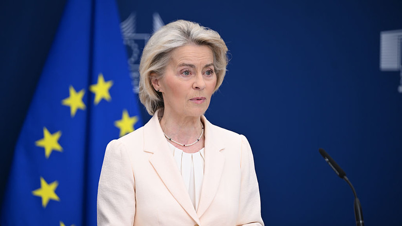 Politico: разногласия с Европарламентом грозят фон дер Ляйен отставкой