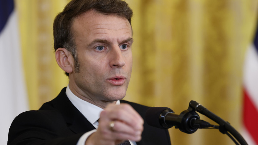 Макрон: страны G7 отвергли отмену санкций против России