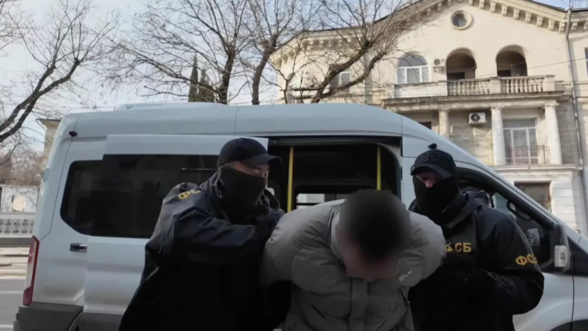 Житель Севастополя признал, что делал для Киева фото техники ВС России в Крыму