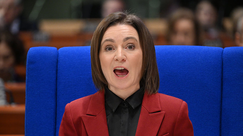 Захарова: попытки Санду переписать историю вызывают омерзение