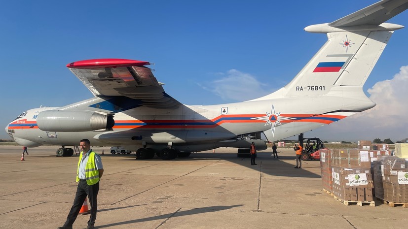 МЧС России доставило в Азербайджан более 13 т медикаментов для Ирана