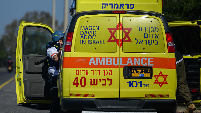 В Израиле после ракетного обстрела пострадали почти 60 человек