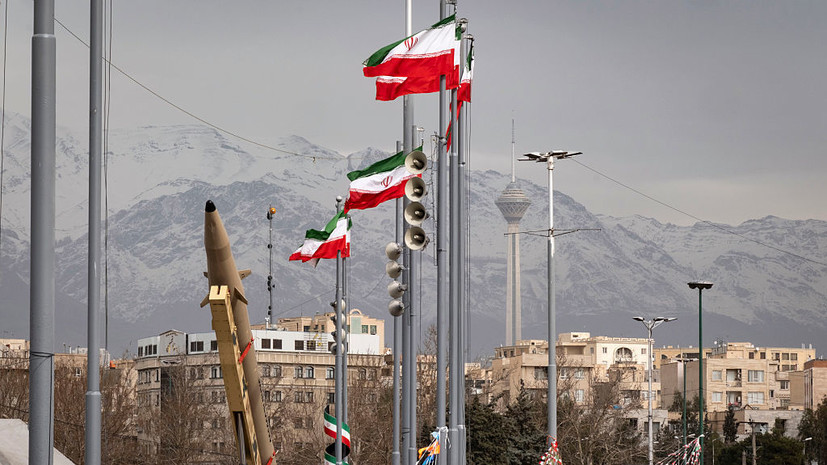 «Вся инфраструктура превратится в горы пепла»: Иран пригрозил ударом по нефтяным компаниям США