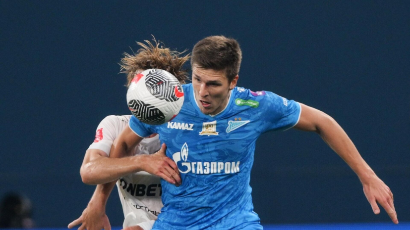 Быстров — о праздновании Соболева: повезло, что есть пенальти — так бы и маска не пригодилась