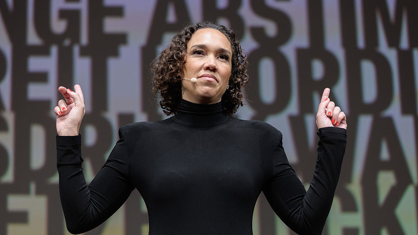 Глава немецких демократов Бюттнер побрила голову налысо после провала на выборах