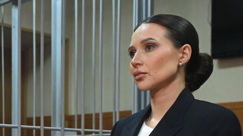 Блогер Лерчек заявила, что рада решению суда о приостановке уголовного дела