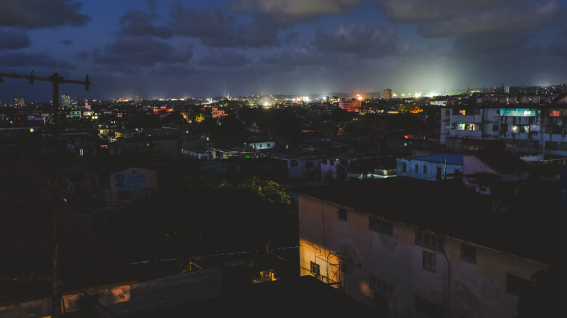 Живущая на Кубе россиянка рассказала RT о ситуации в стране на фоне блэкаута