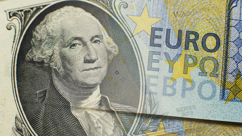 Россиянам рассказали о причинах укрепления доллара и евро