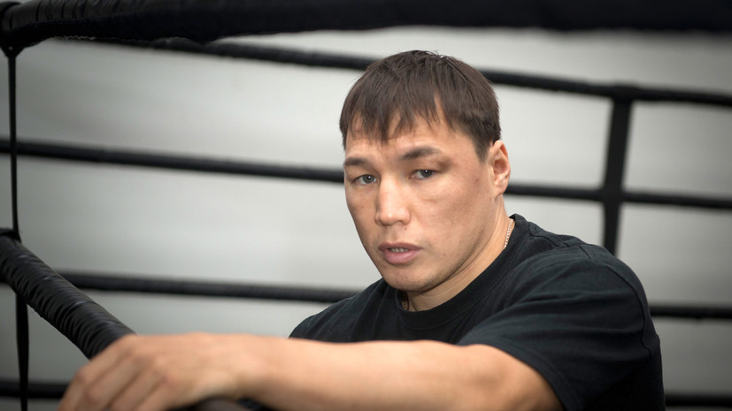 Бой Проводникова против Пакьяо не состоится в апреле 2026 года