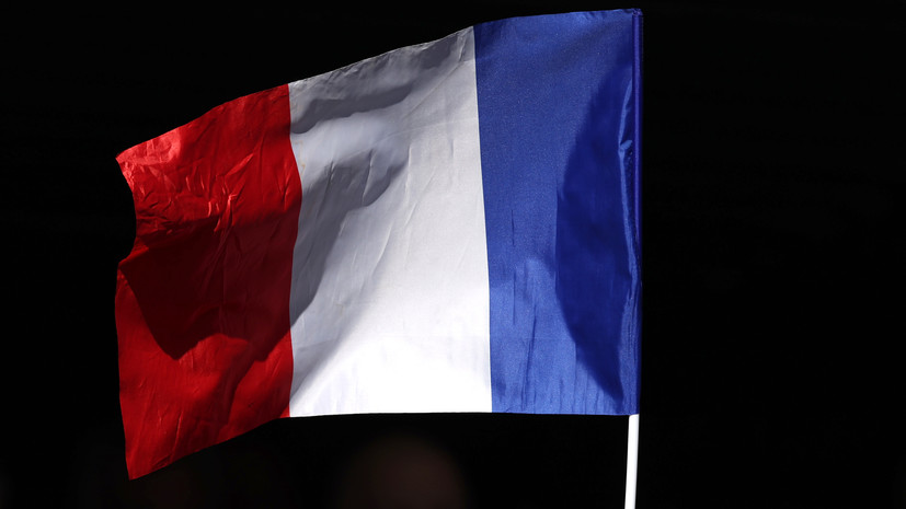 На выборах во Франции замечены кандидаты с похожими на «Гитлер» и «Зеленский» фамилиями