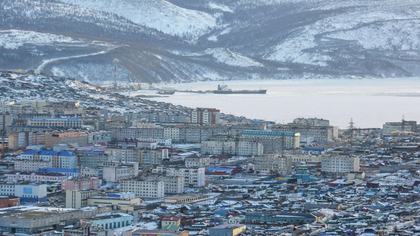 В Магадане в результате землетрясения потрескались дороги