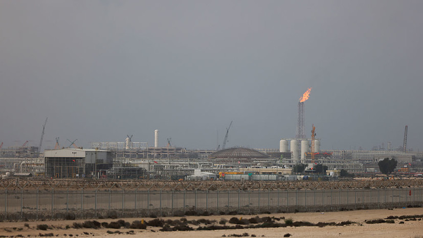 QatarEnergy может объявить форс-мажор по контрактам на поставку СПГ