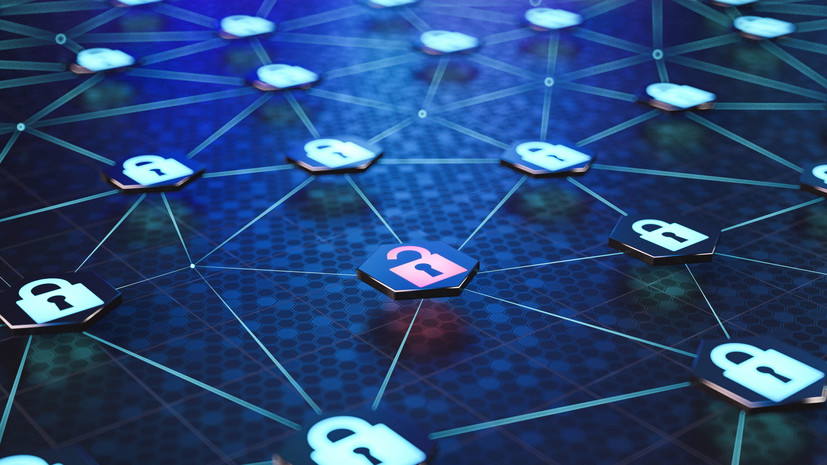 Фадеев: ограничения интернета в России связаны с мерами безопасности