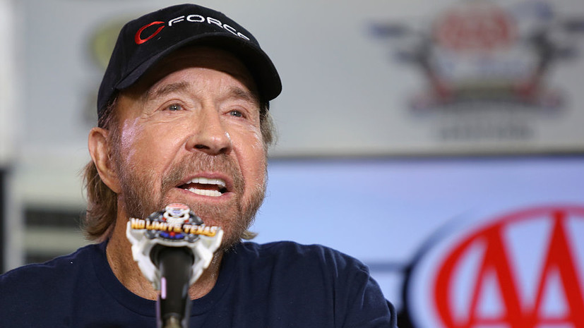 Умер американский актёр Чак Норрис