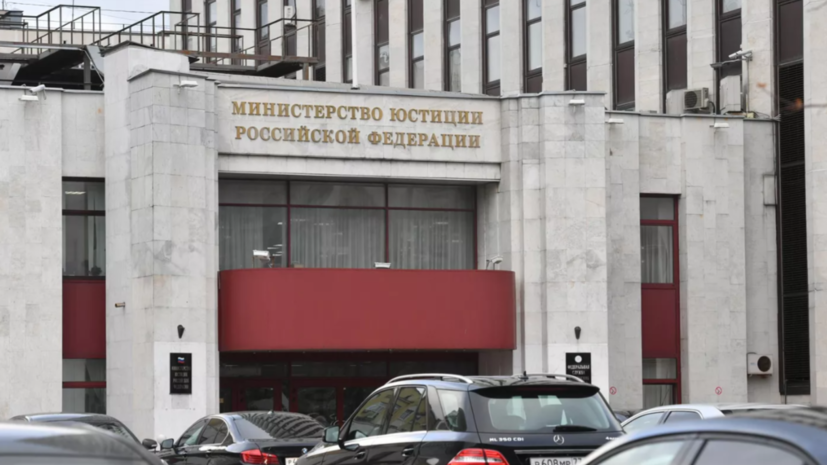 Блогера Алекса Мура объявили иноагентом