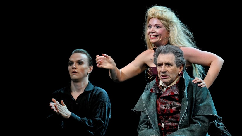 В Театре Вахтангова состоялась премьера спектакля «Фауст»