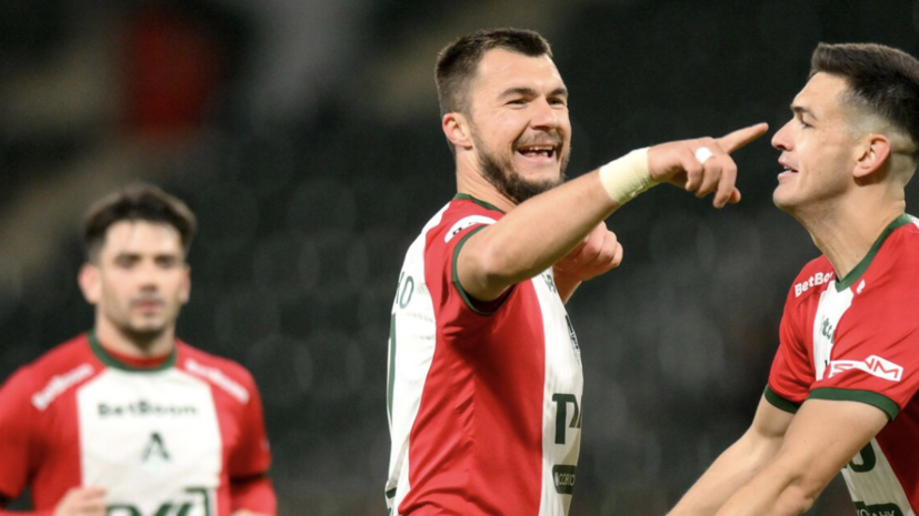 «Локомотив» разгромил «Акрон» в матче 22-го тура РПЛ