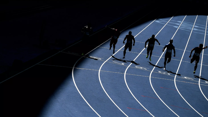 В польском аэропорту у олимпийской чемпионки в беге конфисковали кроссовки, назвав их оружием