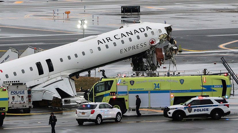 Бортпроводница Air Canada выжила при столкновении в аэропорту Ла-Гуардия
