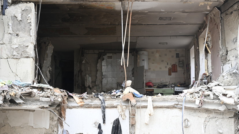 Газ и свет частично подали в повреждённые взрывом дома в Севастополе