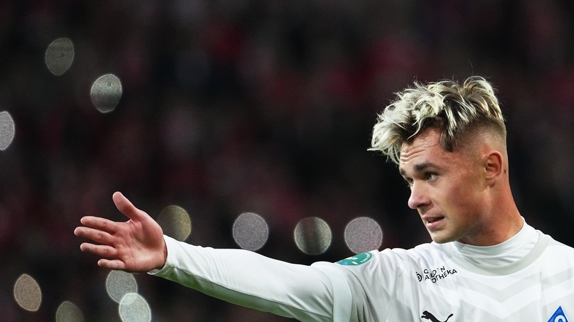 Автор YouTube-канала «Таксуем на майбахе»: стрип-клубы — основной маршрут у молодых футболистов