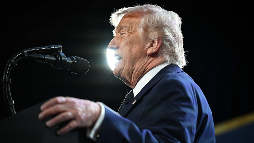 Трамп показал пародию на Байдена