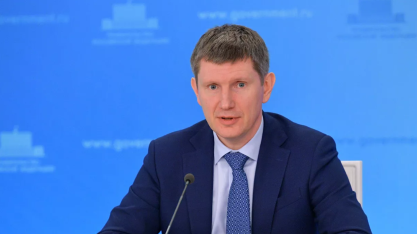 Решетников: правительство оценивает долгосрочную устойчивость бюджета страны