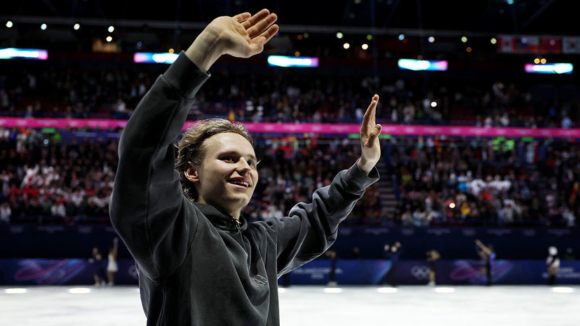 Малинин заявил каскад с четверным акселем в короткой программе на ЧМ-2026