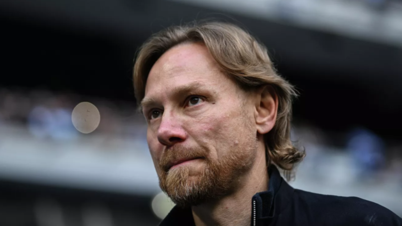 Быстров обвинил Карпина в неуважении к болельщикам