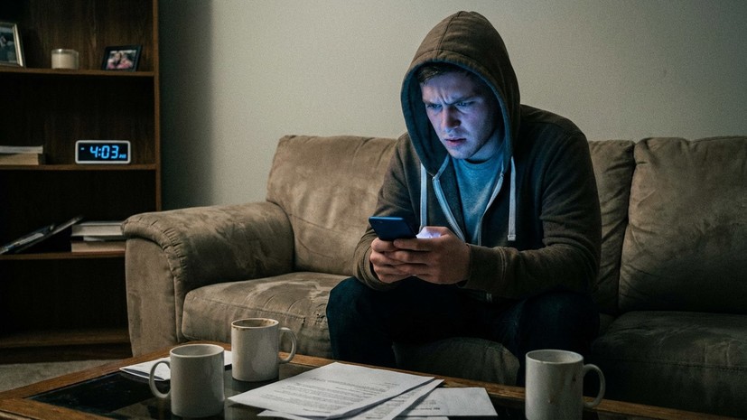 Психолог объяснила, почему тревога растёт в эпоху гиперсвязности